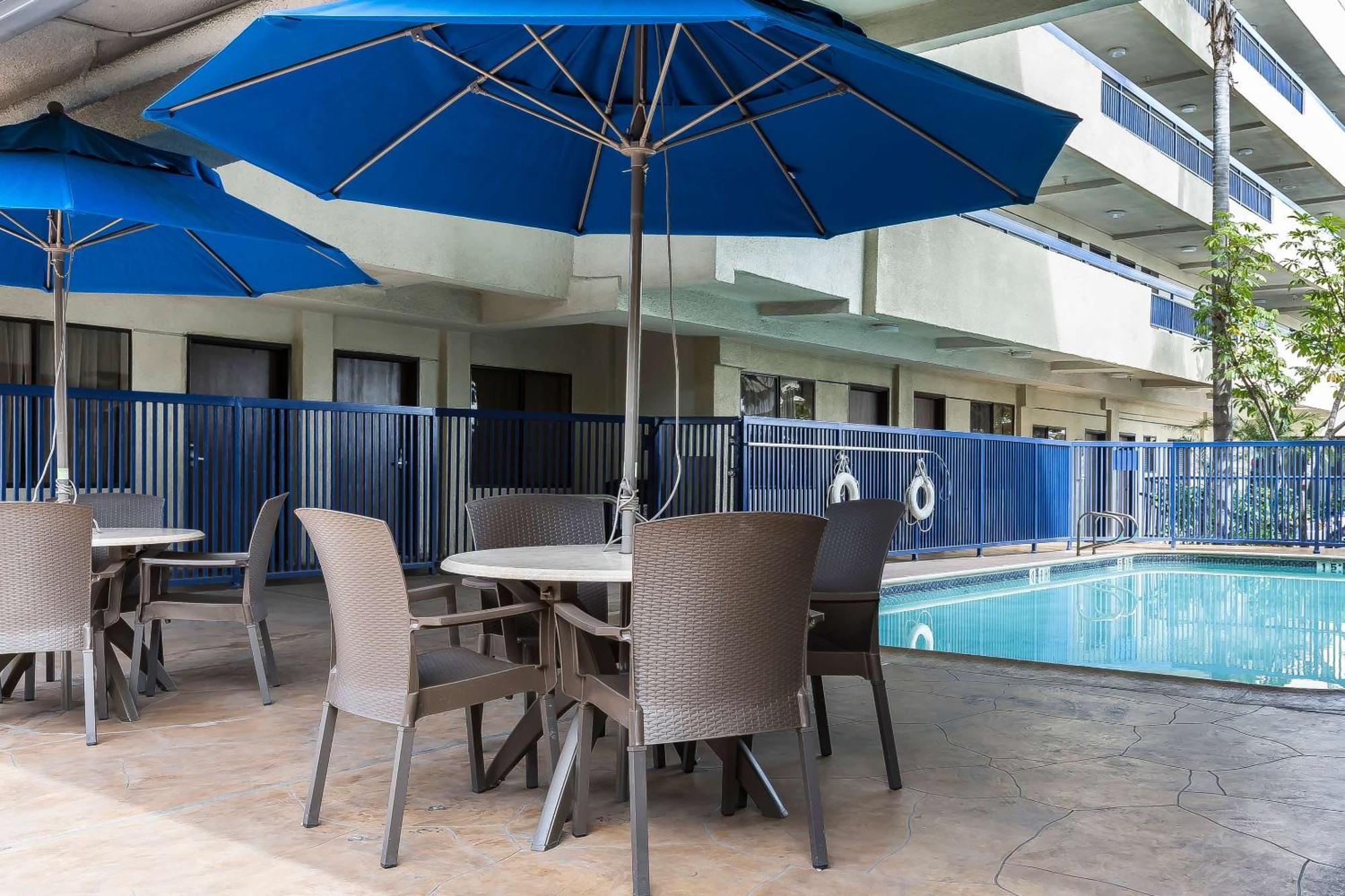 Quality Inn & Suites Los Angeles Airport - Lax Inglewood Exteriör bild